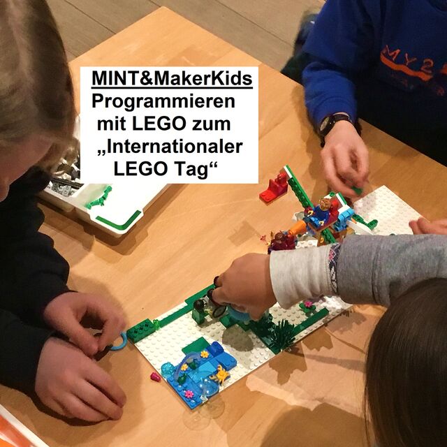 Bild von Kinder und Jugendlichen am LEGO Tag der Stadtbücherei