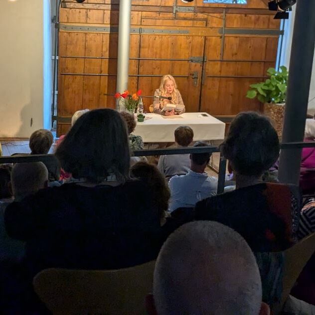 Foto zur Lesung mit Eva-Maria Bast